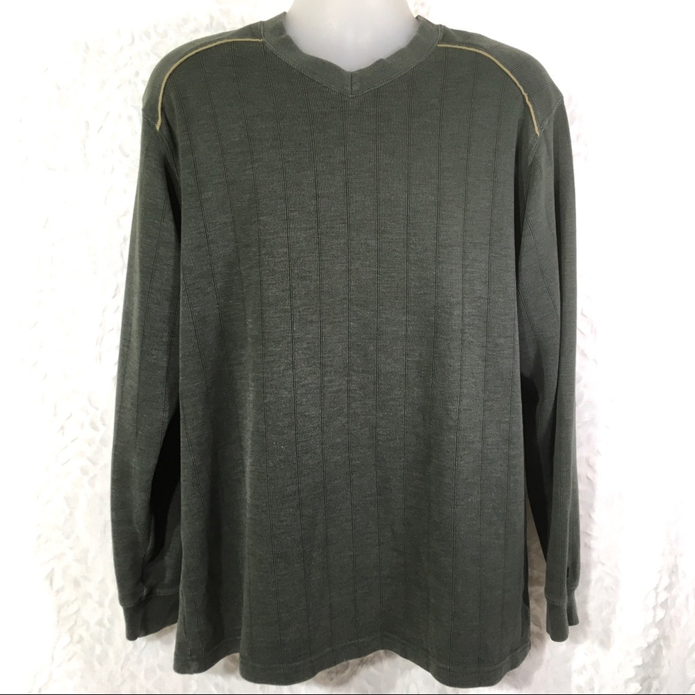 Columbia Sportswear Sweater  Mens Size LT V Neck